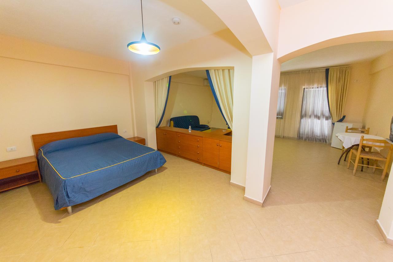 Kolaveri Resort Golem (Tirana) Exterior photo