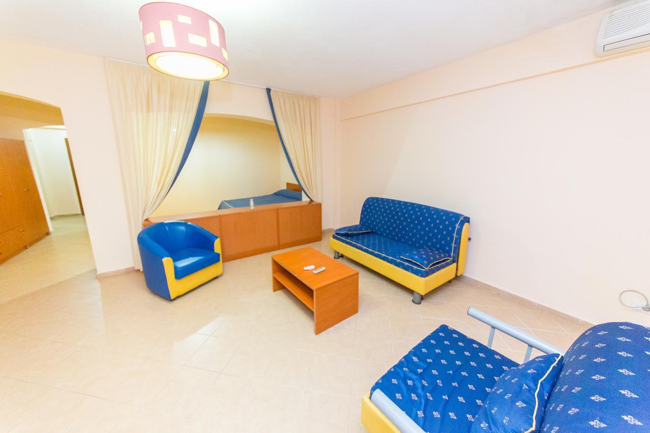 Kolaveri Resort Golem (Tirana) Exterior photo