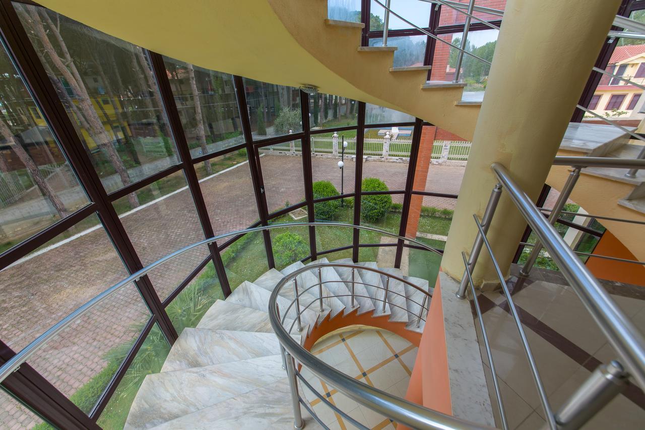 Kolaveri Resort Golem (Tirana) Exterior photo