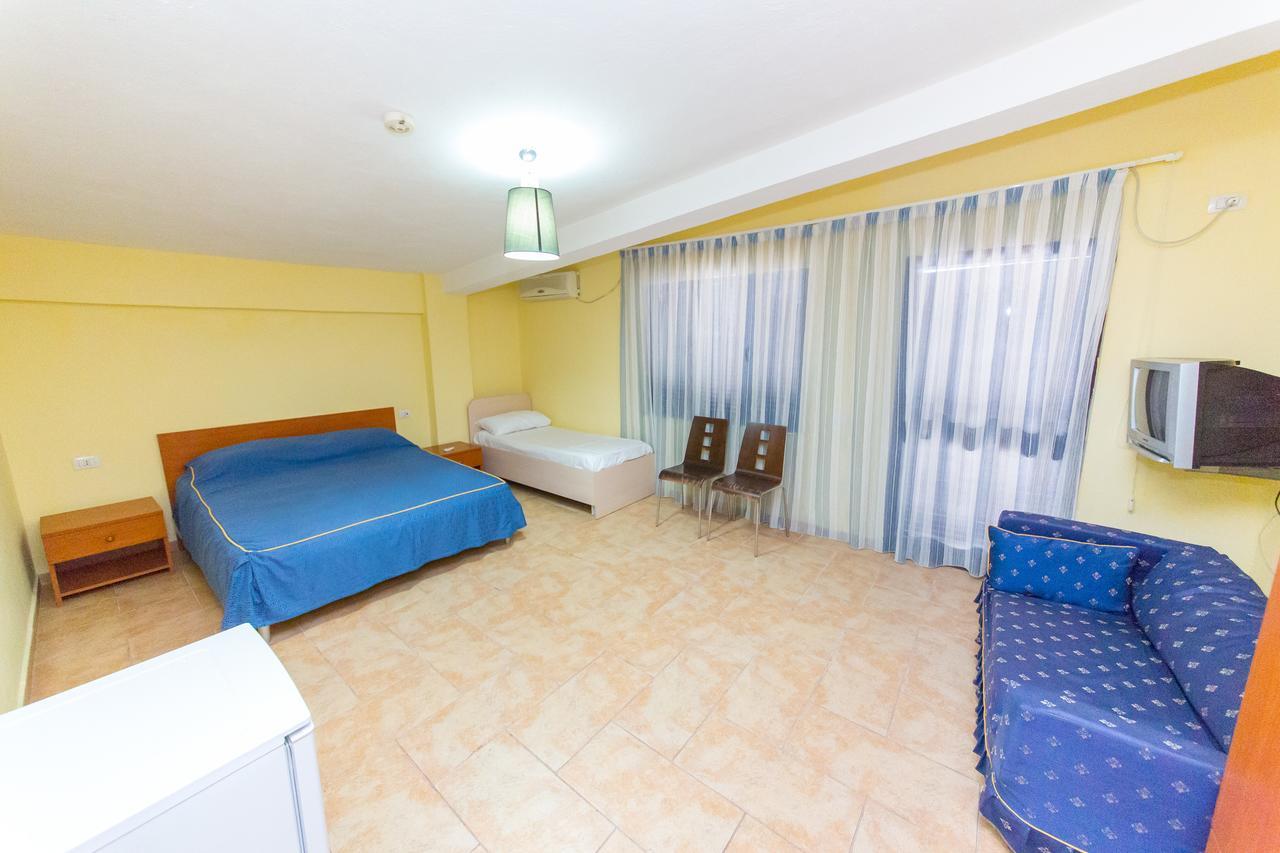 Kolaveri Resort Golem (Tirana) Exterior photo