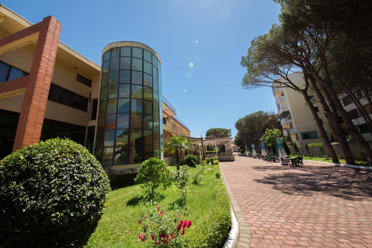 Kolaveri Resort Golem (Tirana) Exterior photo