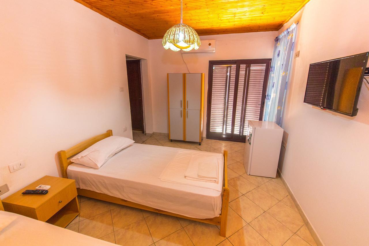 Kolaveri Resort Golem (Tirana) Exterior photo