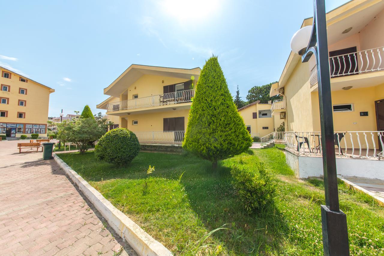 Kolaveri Resort Golem (Tirana) Exterior photo