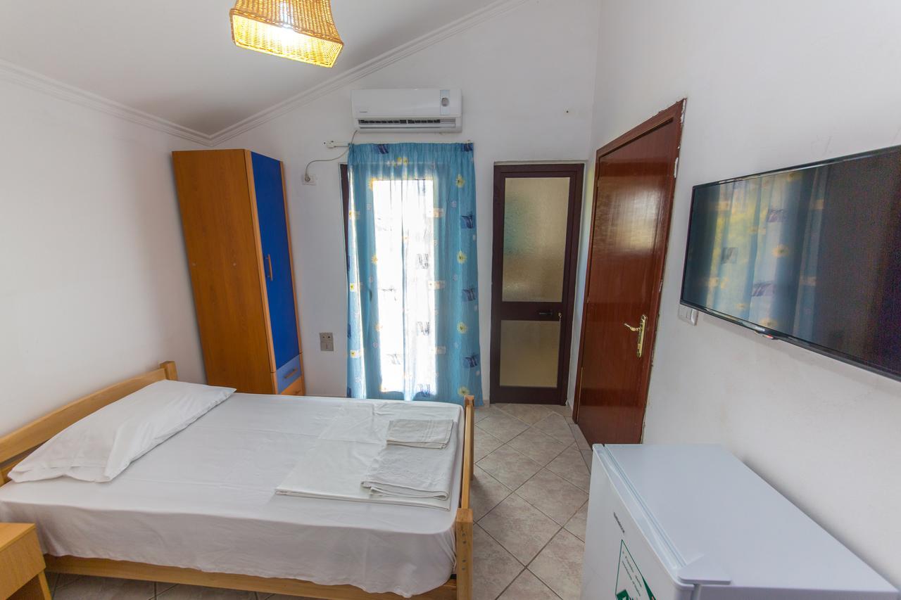 Kolaveri Resort Golem (Tirana) Exterior photo